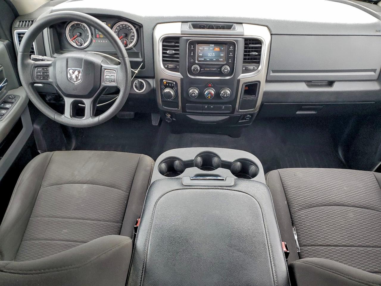 2019 RAM 1500 CLASSIC SLT photo 22