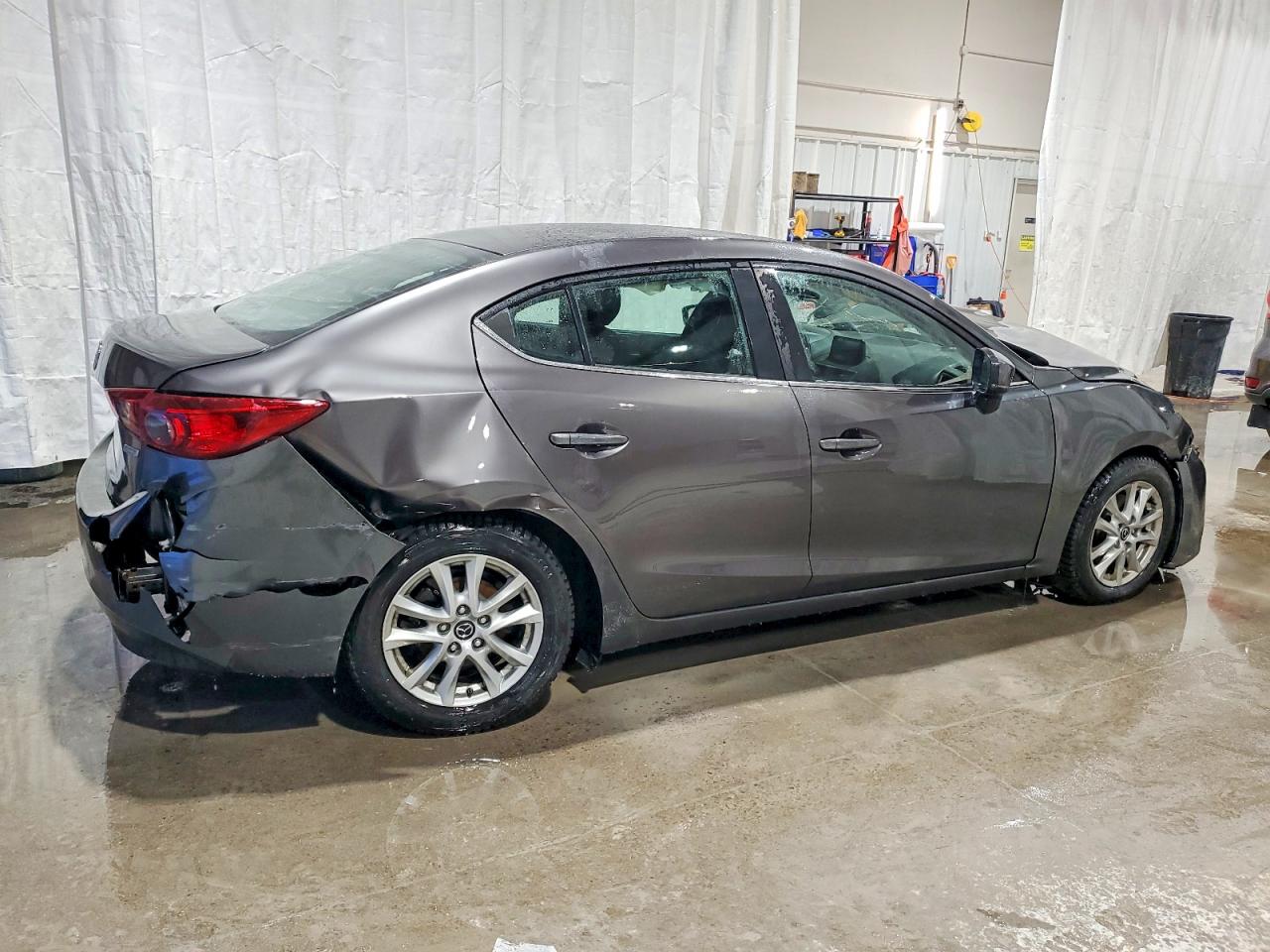 2018 MAZDA 3 SPORT photo 3