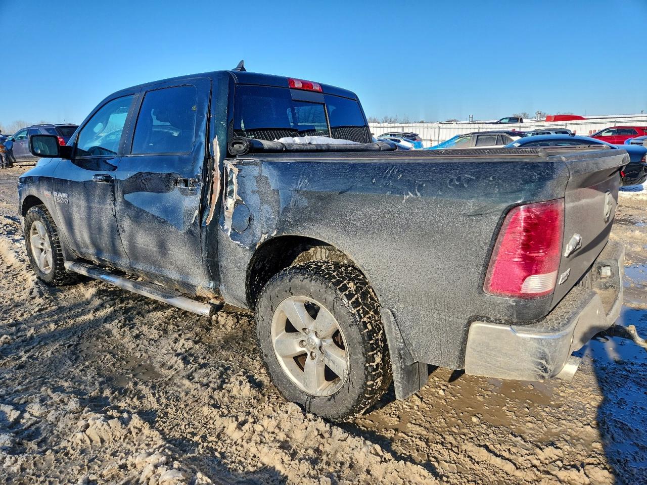 2017 RAM 1500 SLT photo 2