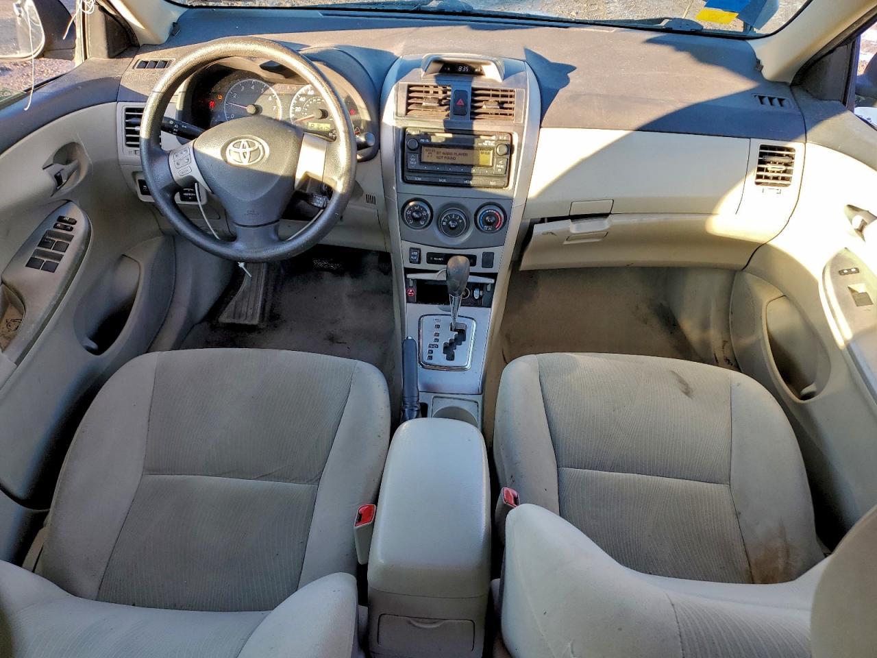 2012 TOYOTA COROLLA BASE photo 15