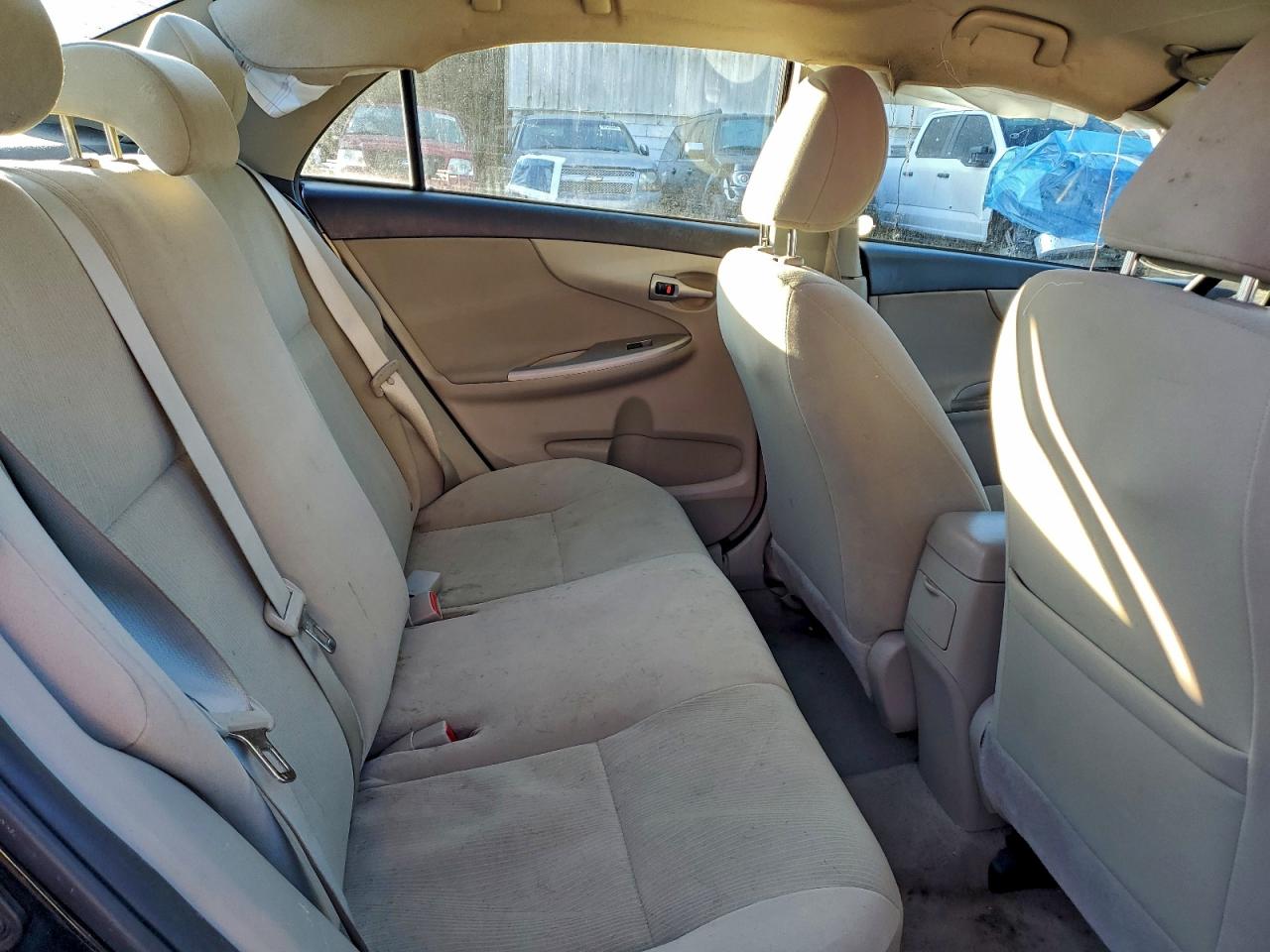 2012 TOYOTA COROLLA BASE photo 19