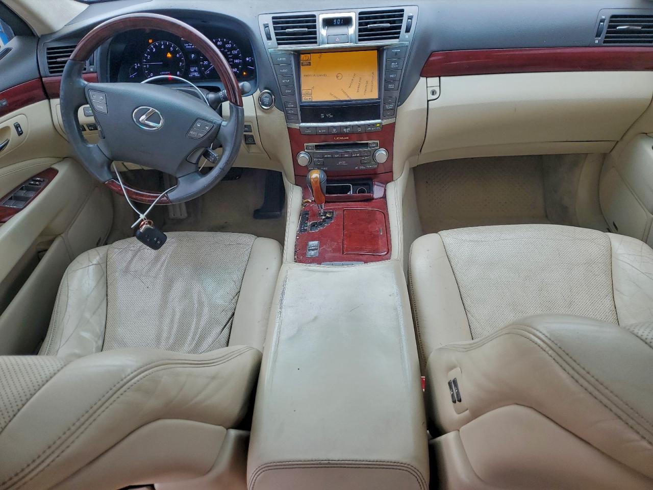 2012 LEXUS LS 460L photo 8