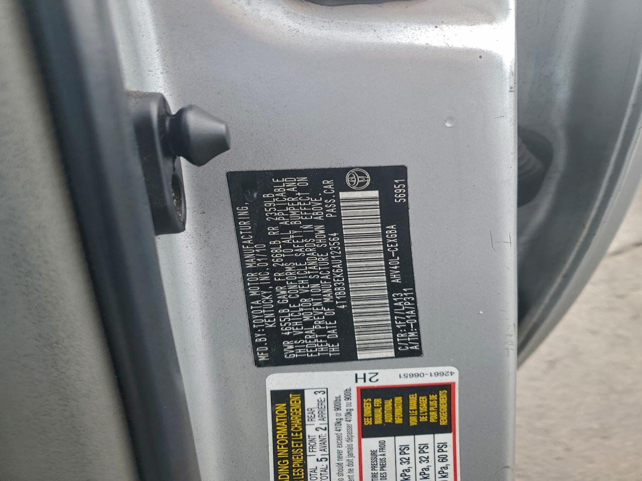 2010 TOYOTA CAMRY HYBRID photo 23
