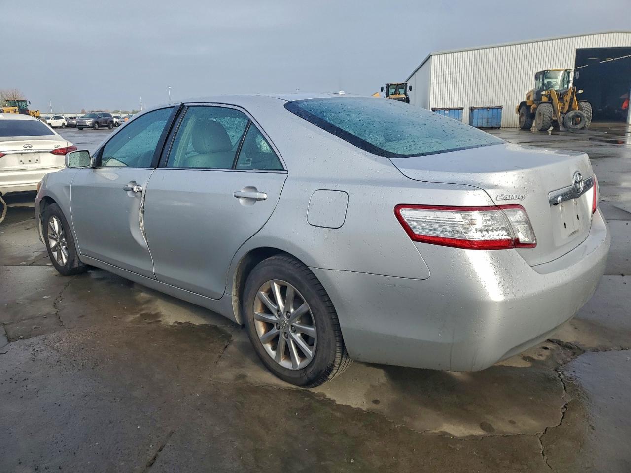 2010 TOYOTA CAMRY HYBRID photo 3
