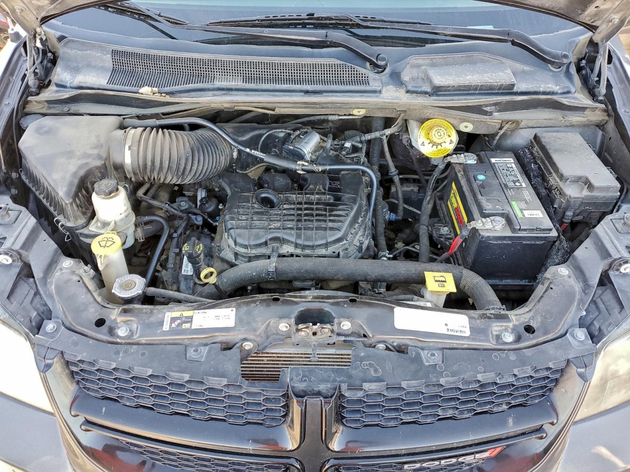 2015 DODGE GRAND CARAVAN SE photo 23