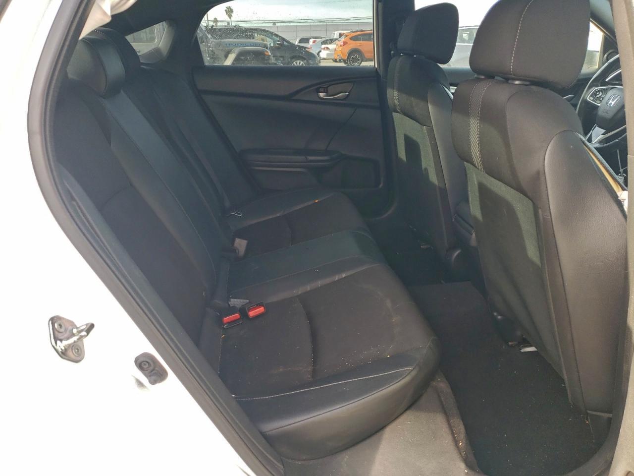 2020 HONDA CIVIC SPORT photo 18