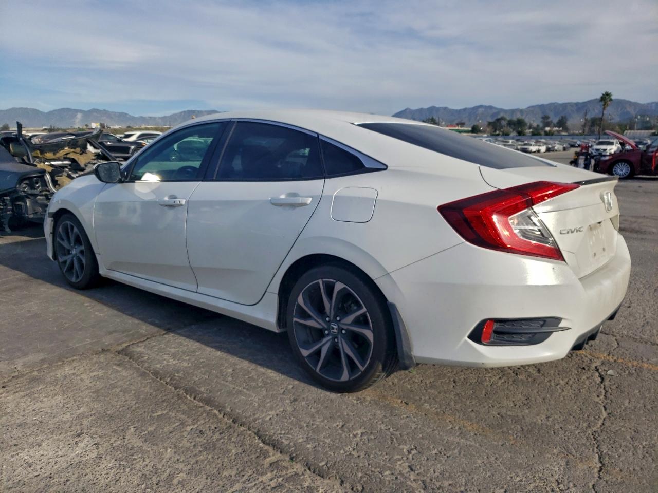 2020 HONDA CIVIC SPORT photo 3