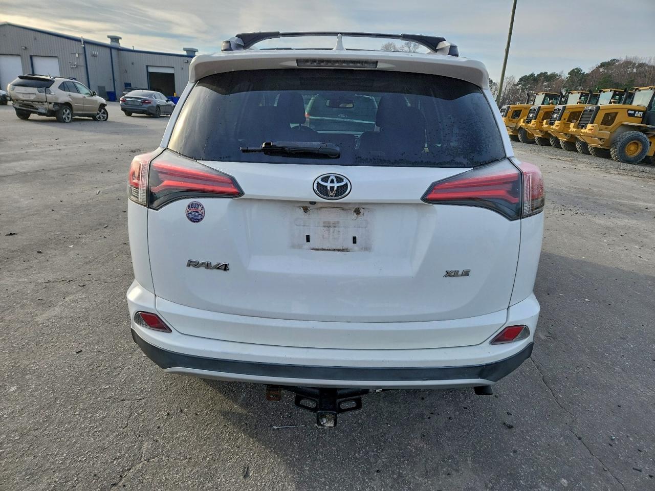 2016 TOYOTA RAV4 XLE photo 11