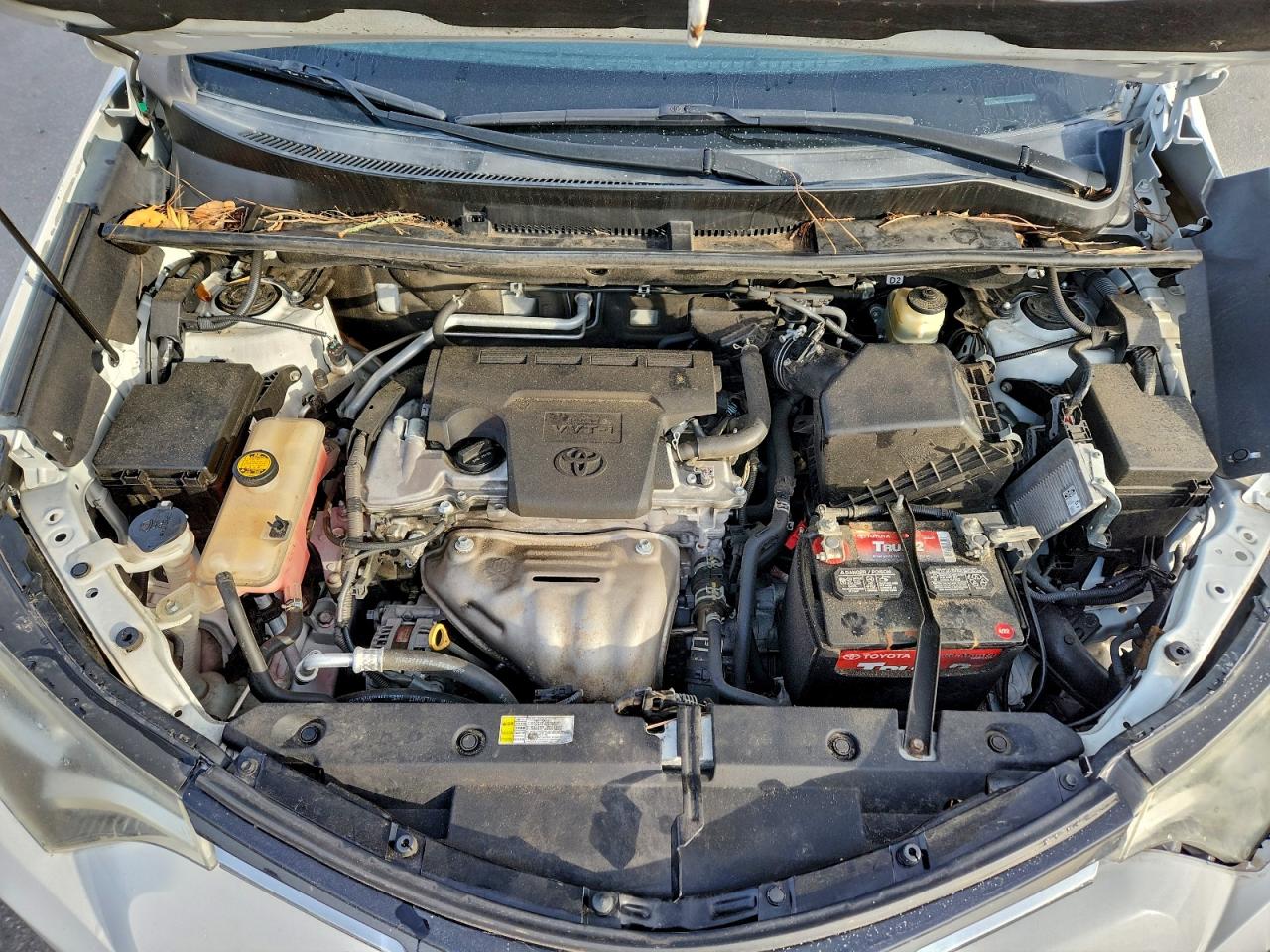 2016 TOYOTA RAV4 XLE photo 23