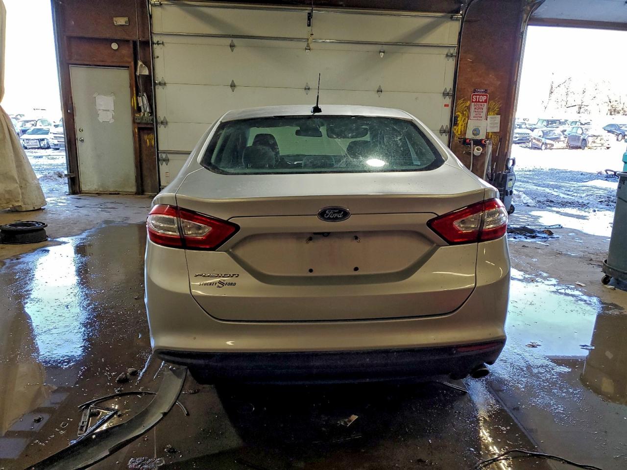 2016 FORD FUSION S photo 11