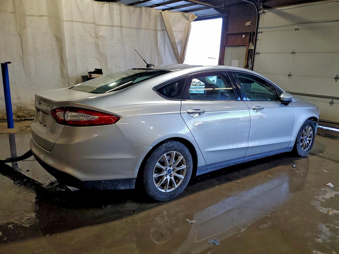 2016 FORD FUSION S photo 5