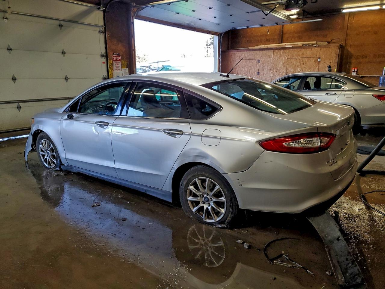 2016 FORD FUSION S photo 3