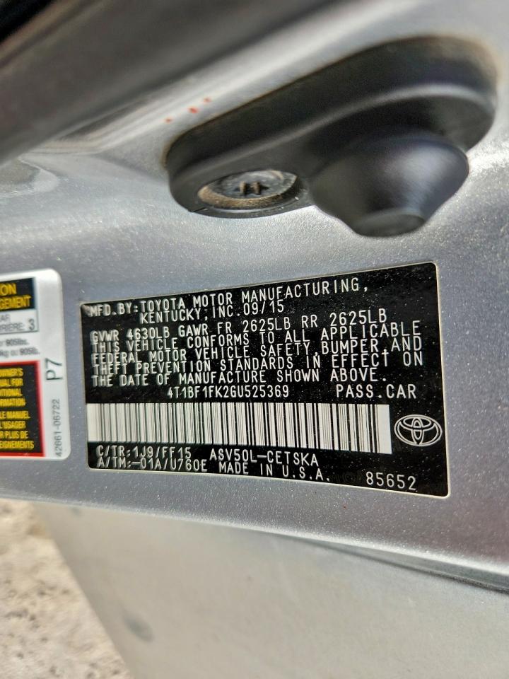 2016 TOYOTA CAMRY LE photo 12