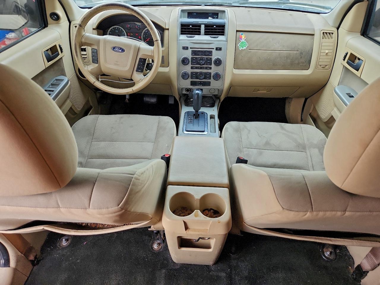 2012 FORD ESCAPE XLT photo 8