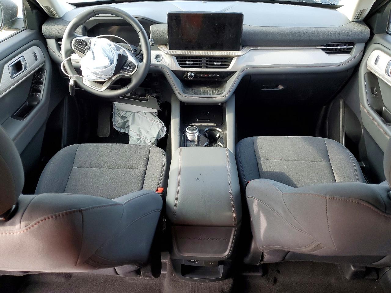 2025 FORD EXPLORER ACTIVE photo 22