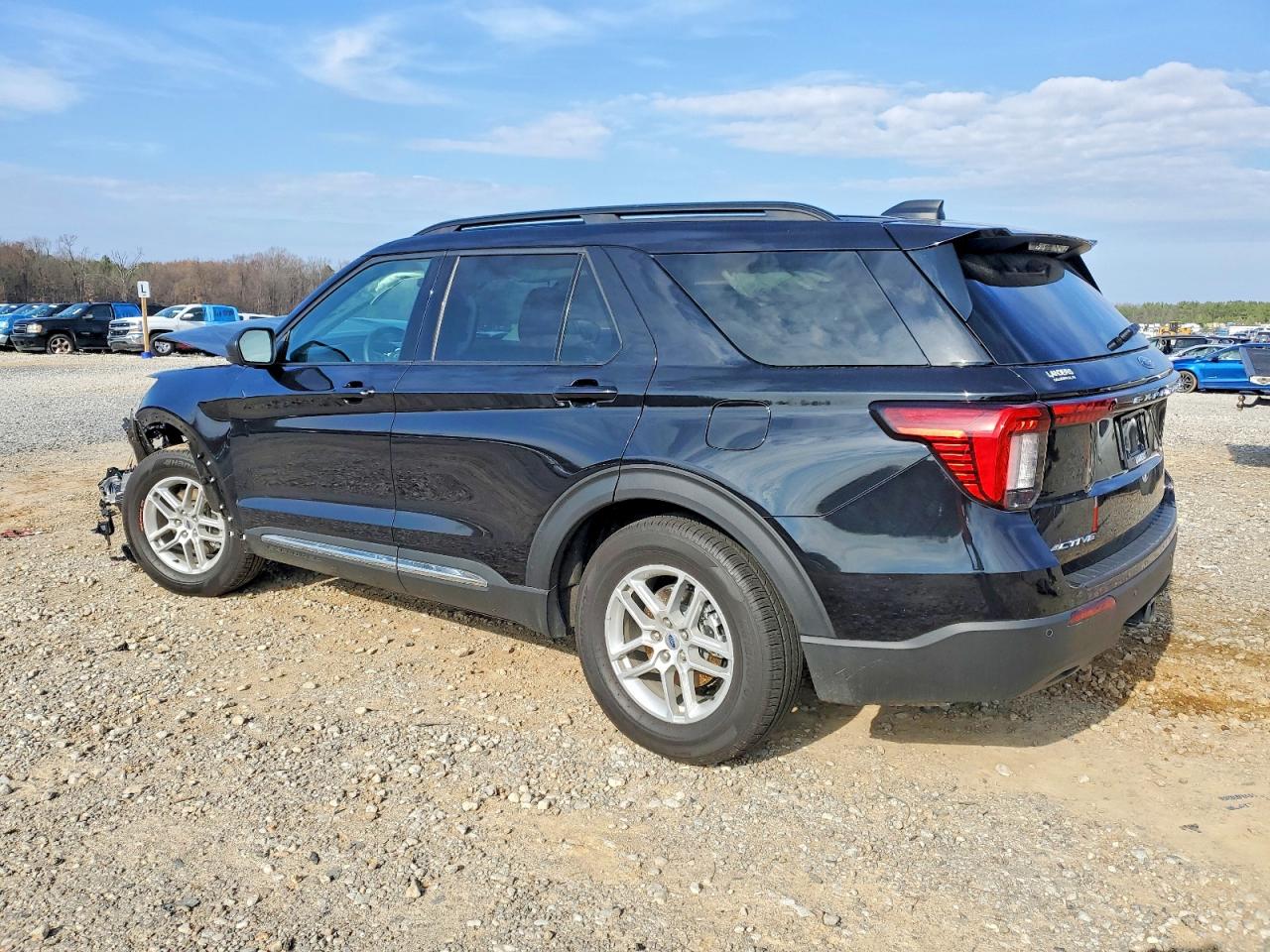 2025 FORD EXPLORER ACTIVE photo 4