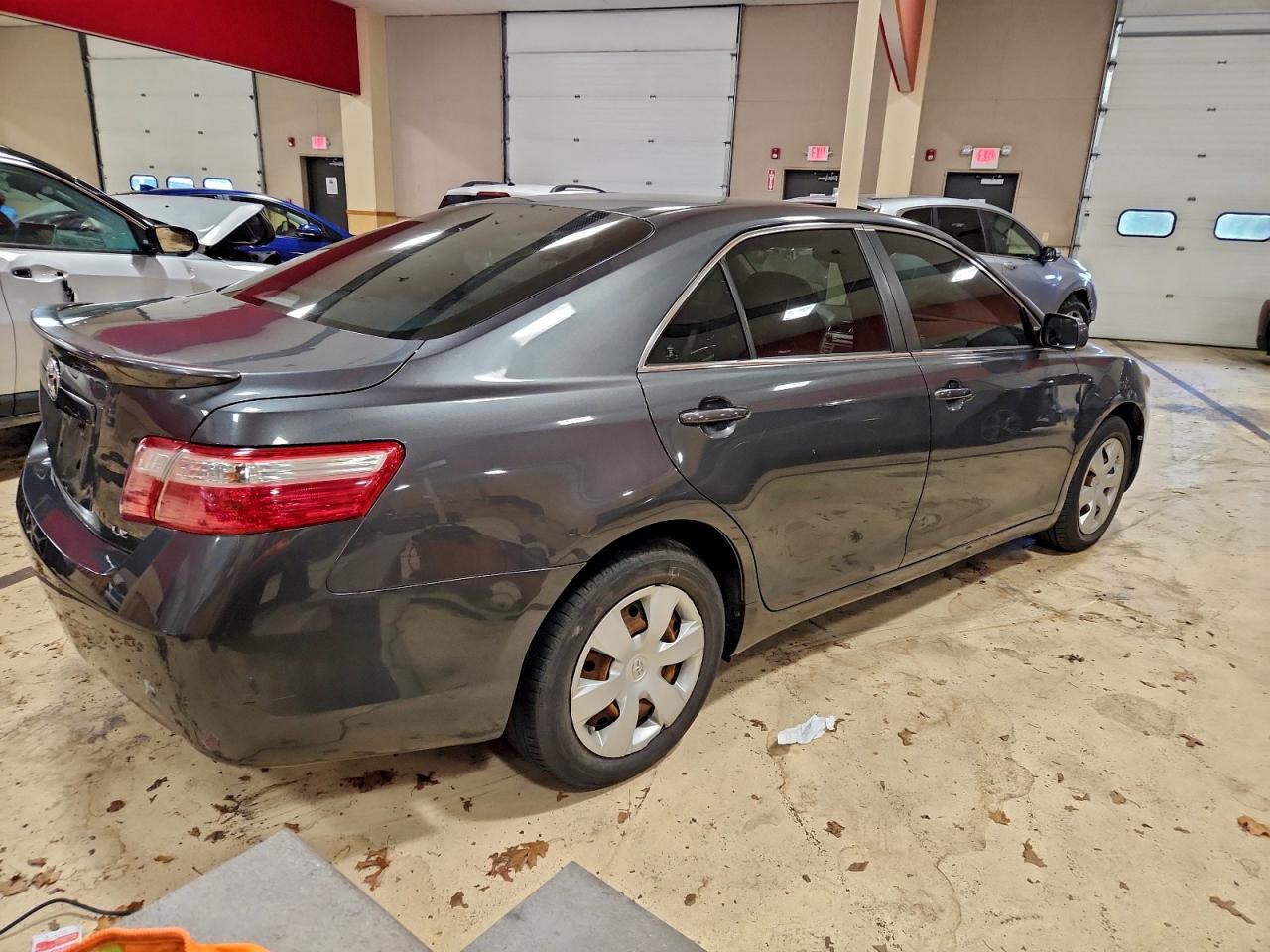 2009 TOYOTA CAMRY BASE photo 5
