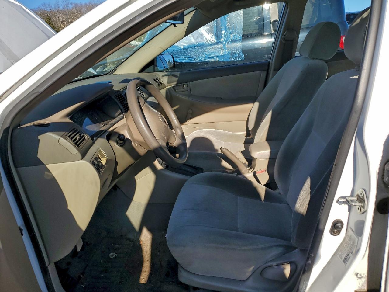 2003 TOYOTA COROLLA CE photo 7