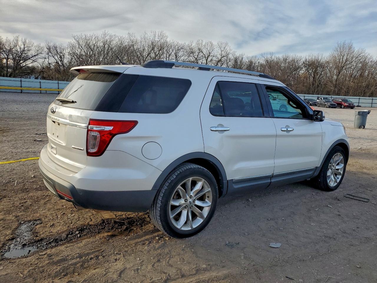 2015 FORD EXPLORER LIMITED photo 3