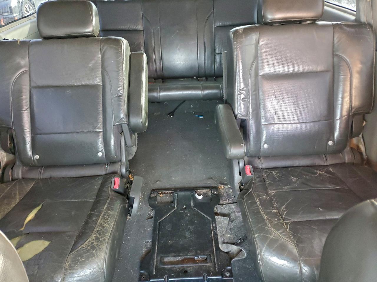 2004 NISSAN ARMADA SE photo 10