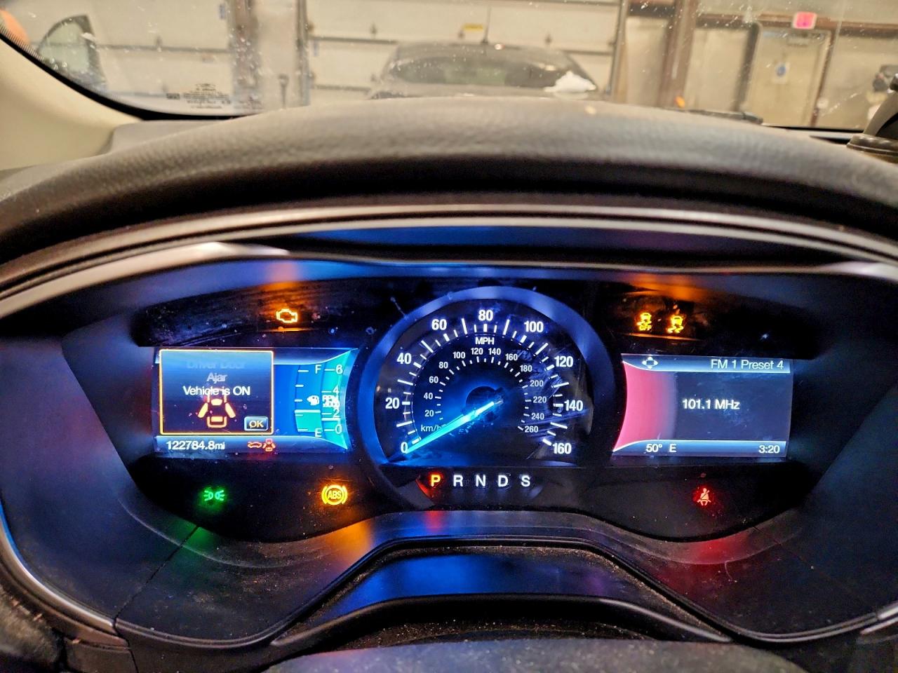 2019 FORD FUSION SE photo 9