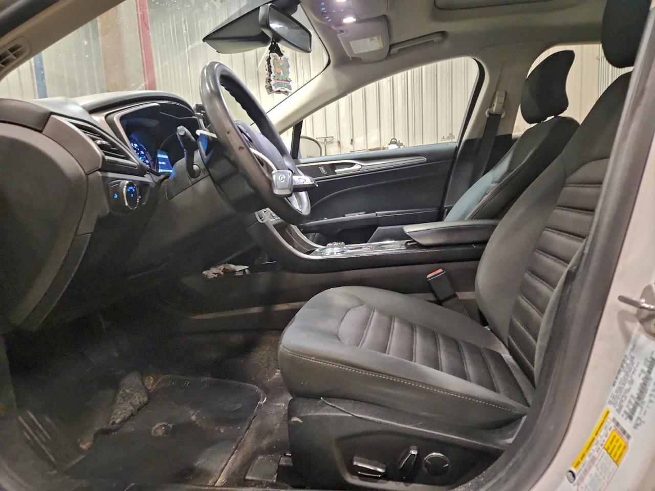 2019 FORD FUSION SE photo 7
