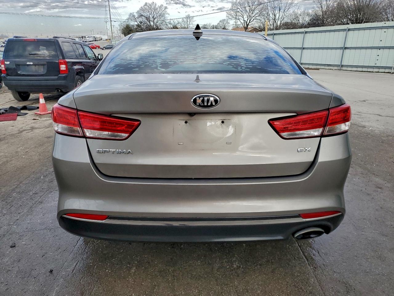 2017 KIA OPTIMA EX photo 6