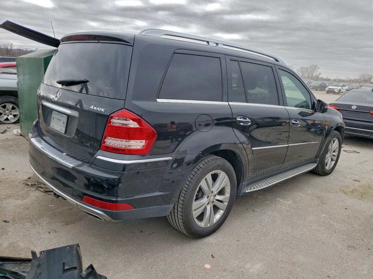 2011 MERCEDES-BENZ GL 450 4MATIC photo 3