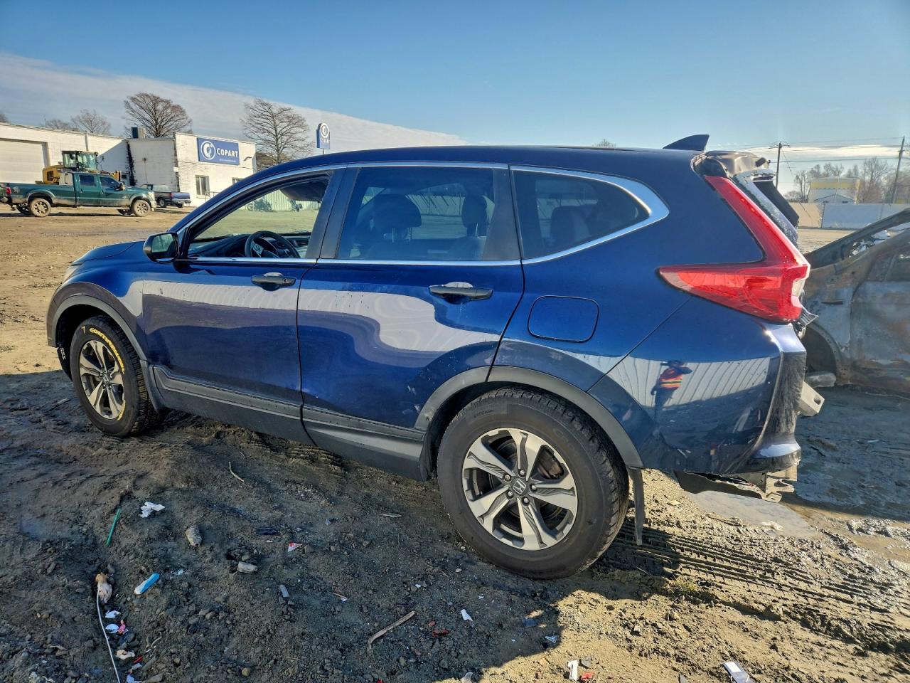 2018 HONDA CR-V LX photo 4