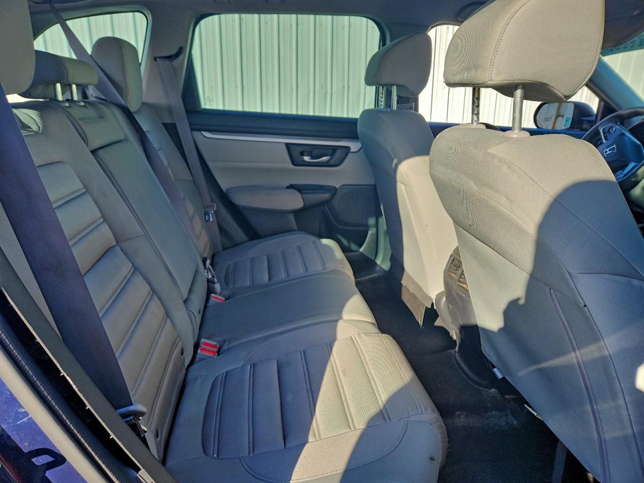 2018 HONDA CR-V LX photo 31