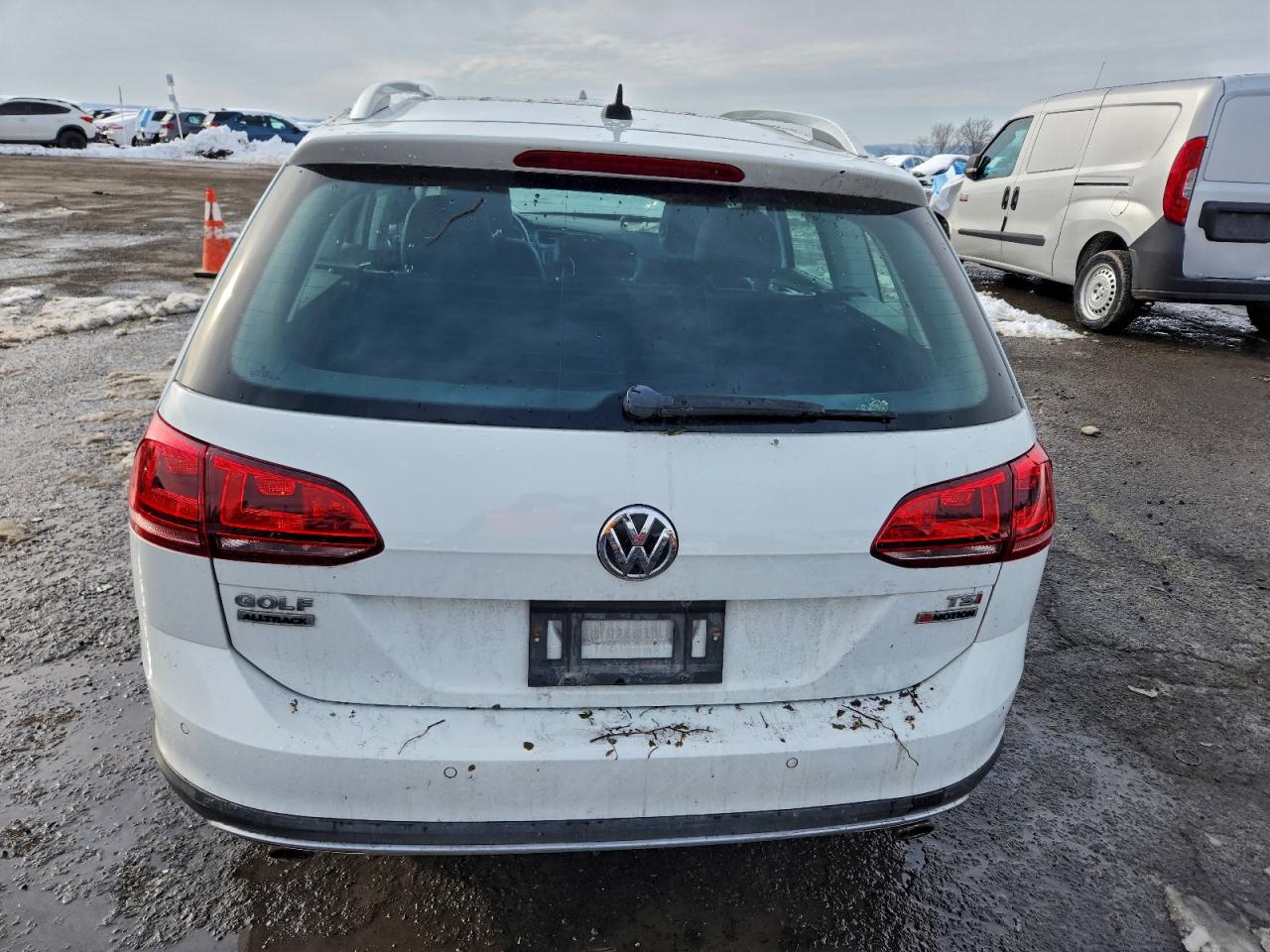 2017 VOLKSWAGEN GOLF ALLTRACK S photo 16