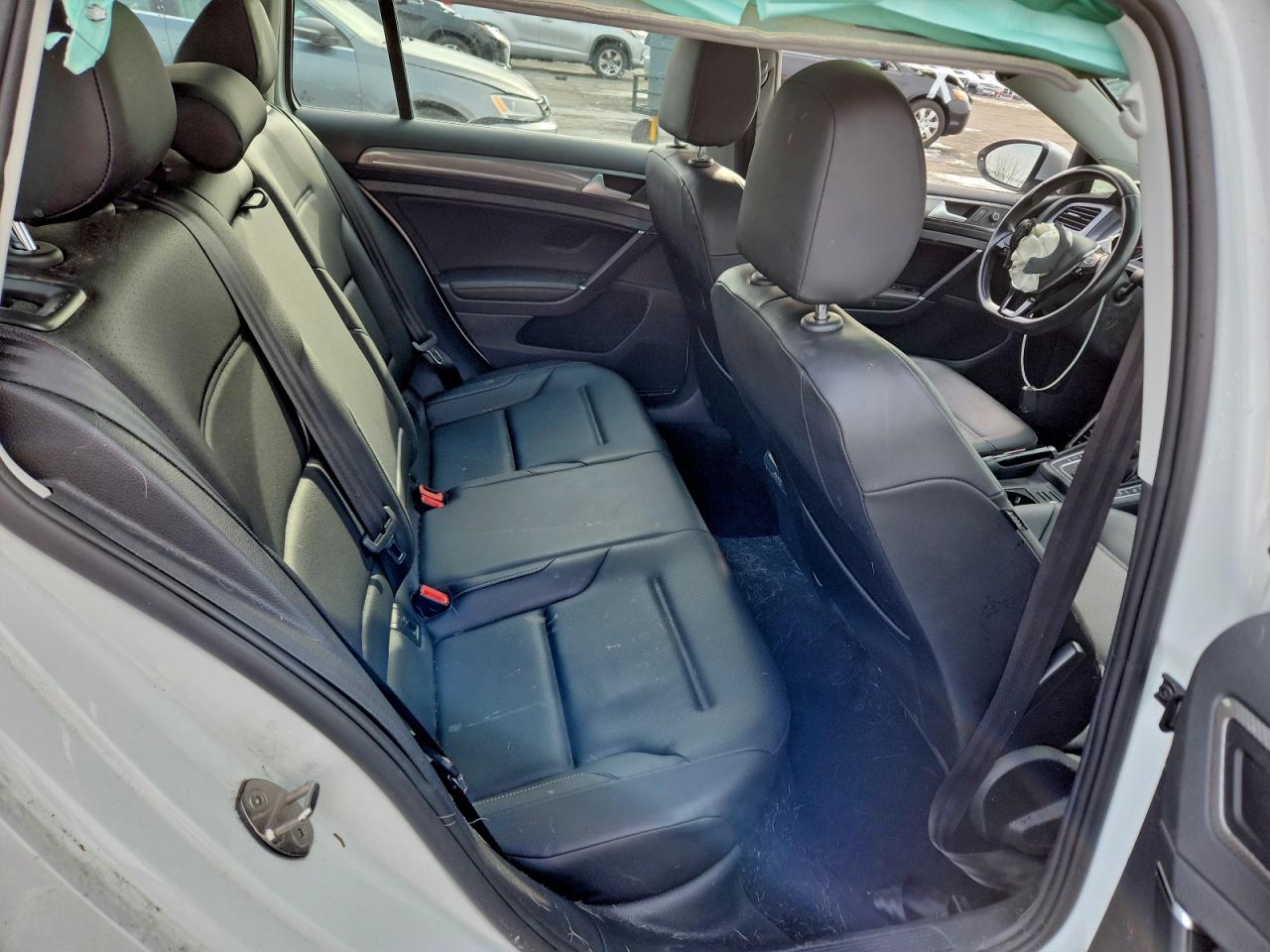 2017 VOLKSWAGEN GOLF ALLTRACK S photo 28