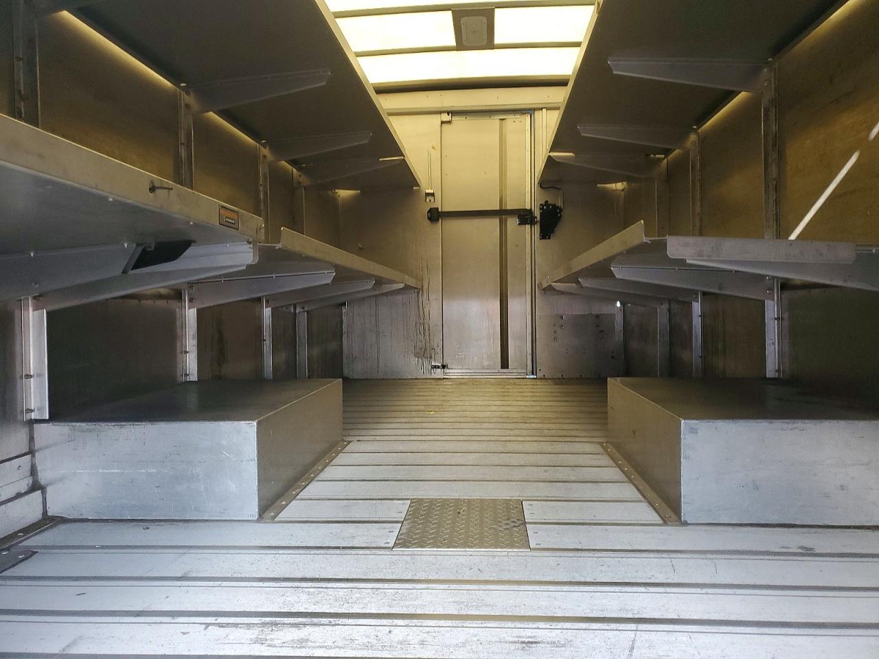 2020 FORD F59 DELIVERY TRUCK photo 28
