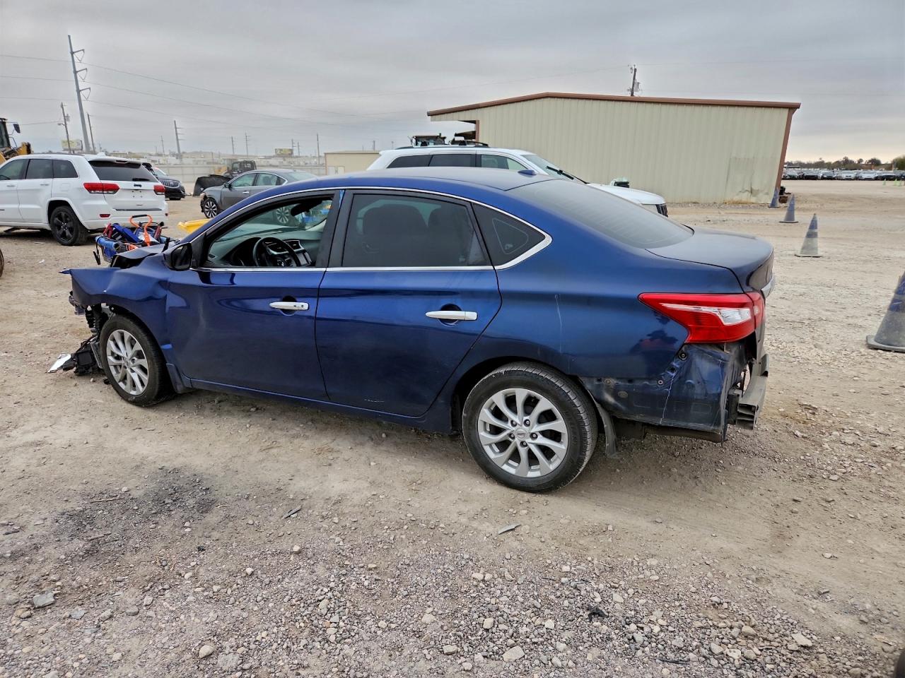 2019 NISSAN SENTRA S photo 2