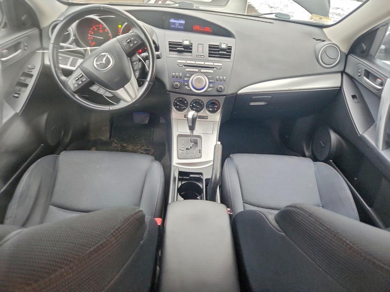 2010 MAZDA 3 S photo 8