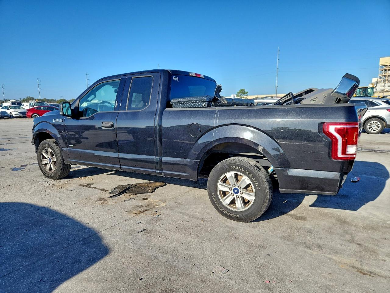 2015 FORD F150 SUPER CAB photo 2