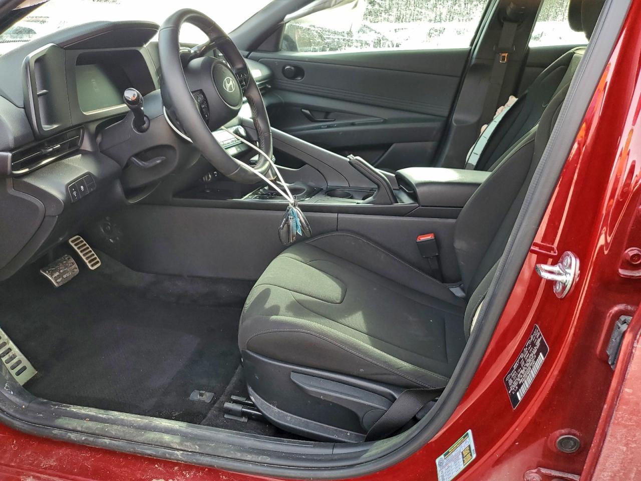 2025 HYUNDAI ELANTRA SEL SPORT photo 7