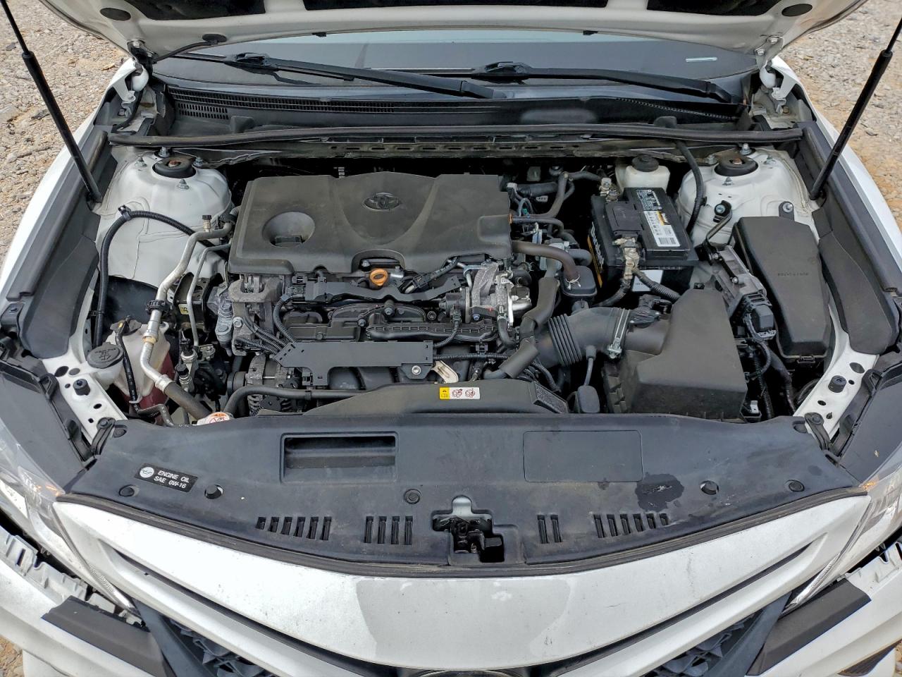 2020 TOYOTA CAMRY SE photo 11