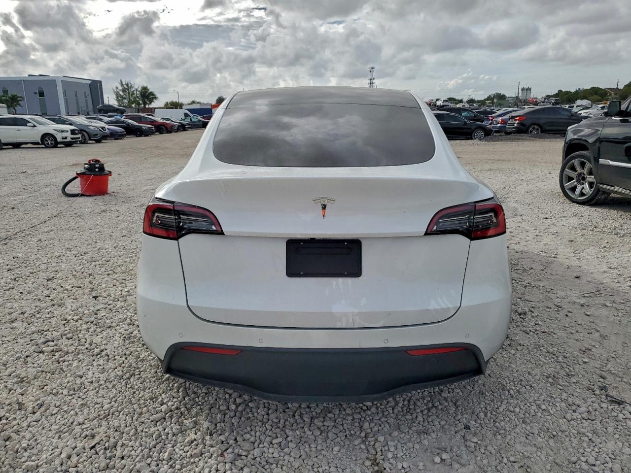 2021 TESLA MODEL Y photo 6
