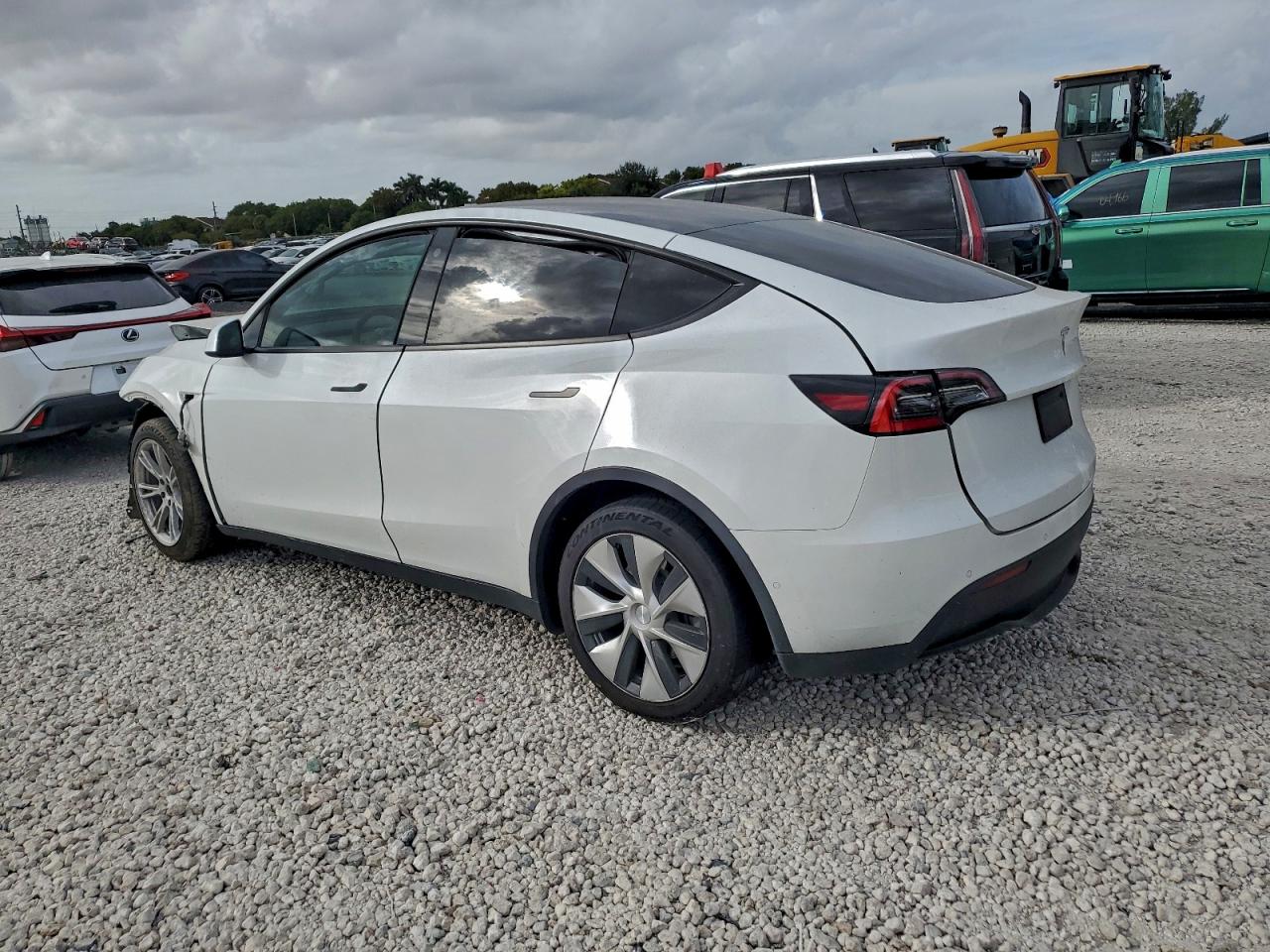 2021 TESLA MODEL Y photo 2