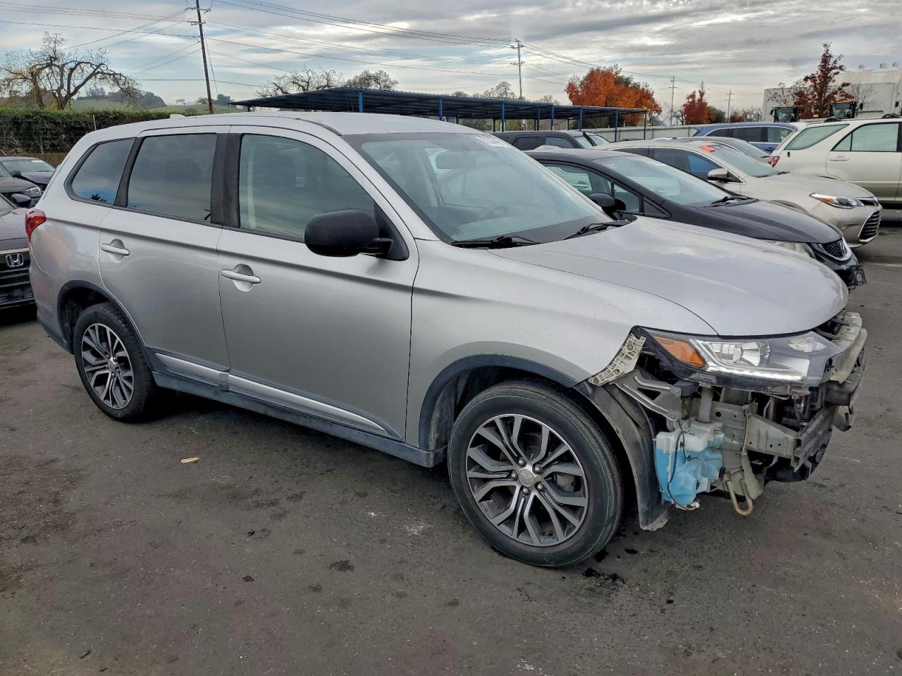 2018 MITSUBISHI OUTLANDER SE photo 4