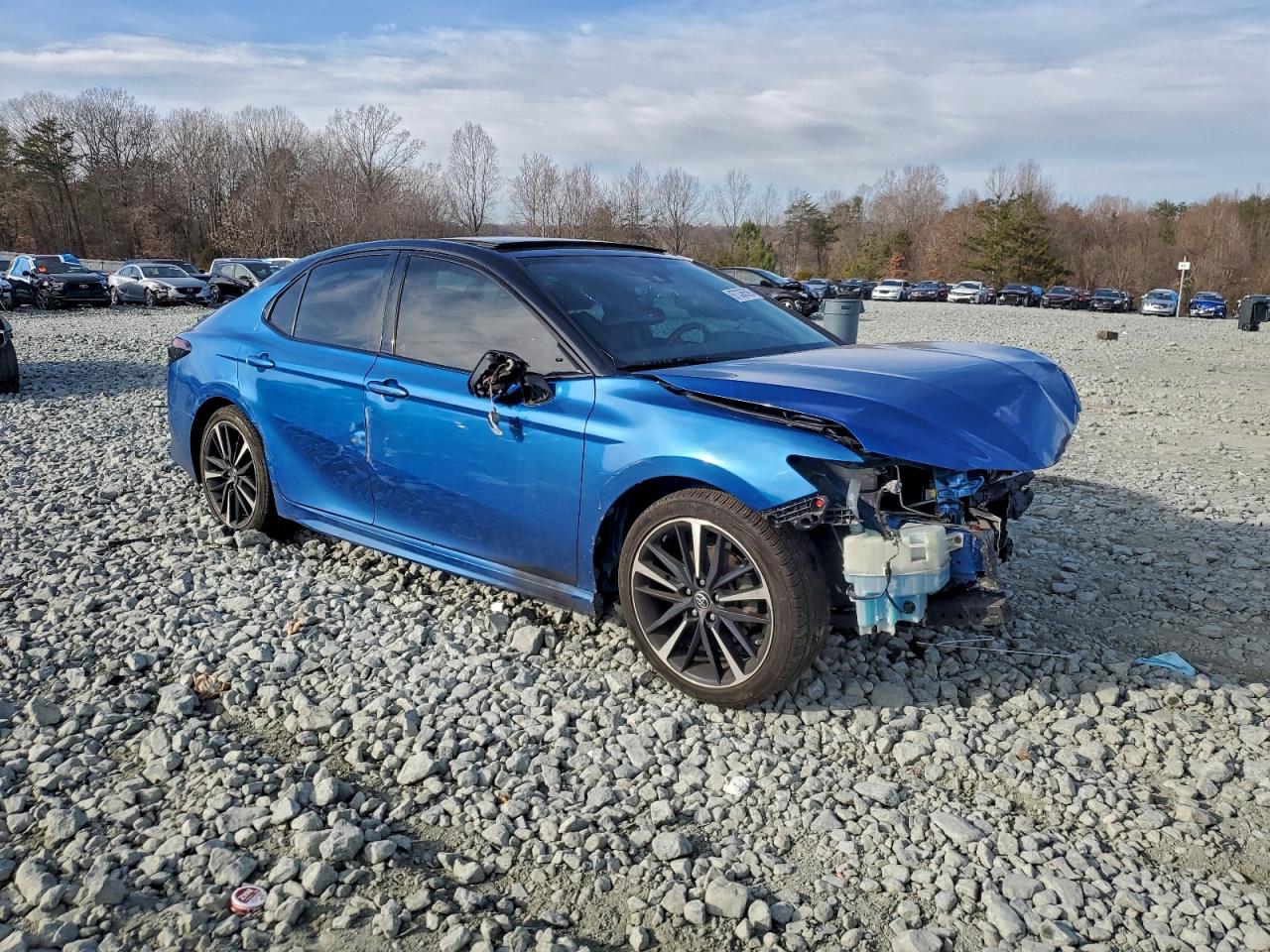 2020 TOYOTA CAMRY XSE photo 7