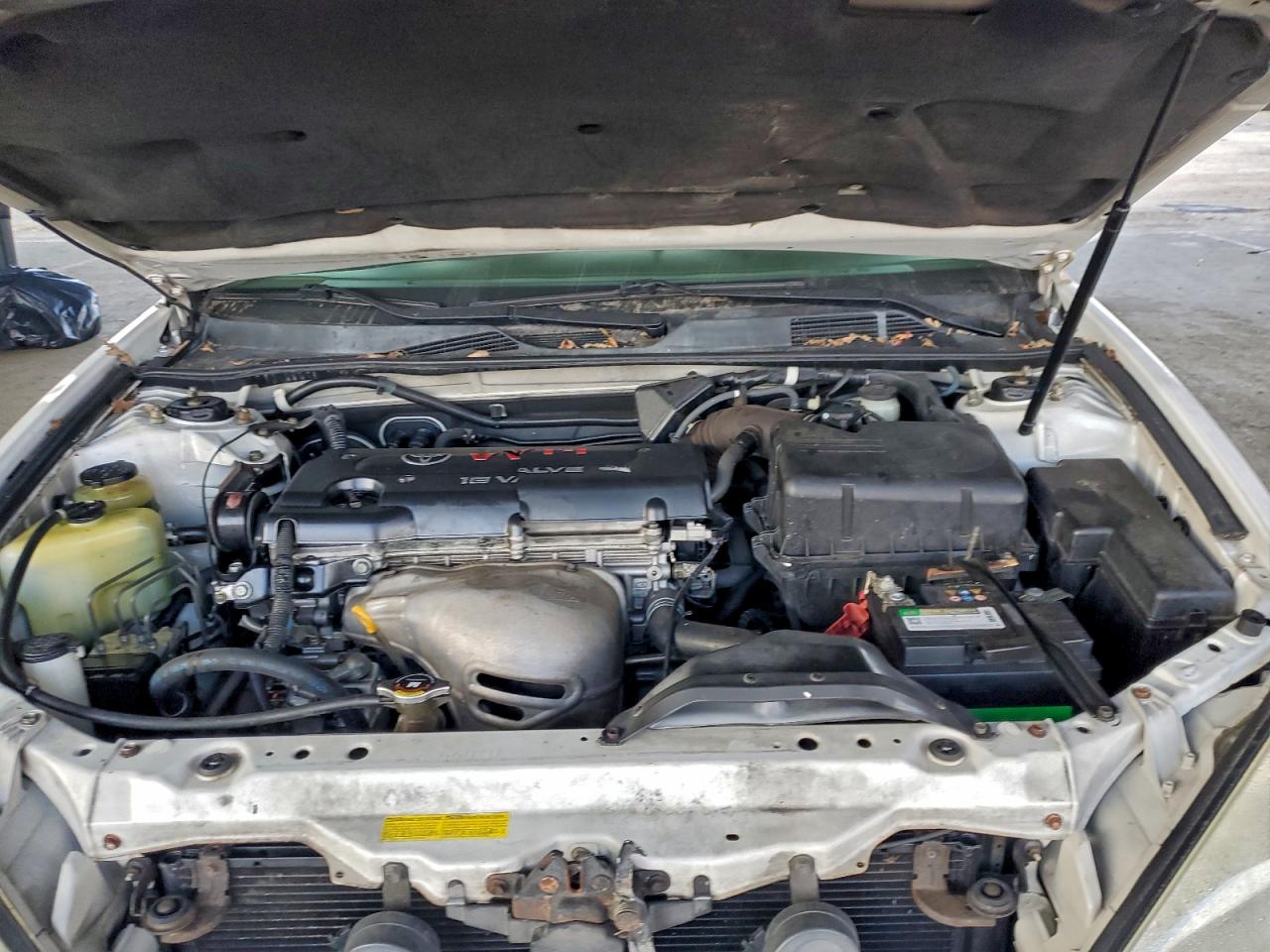 2002 TOYOTA CAMRY LE photo 31