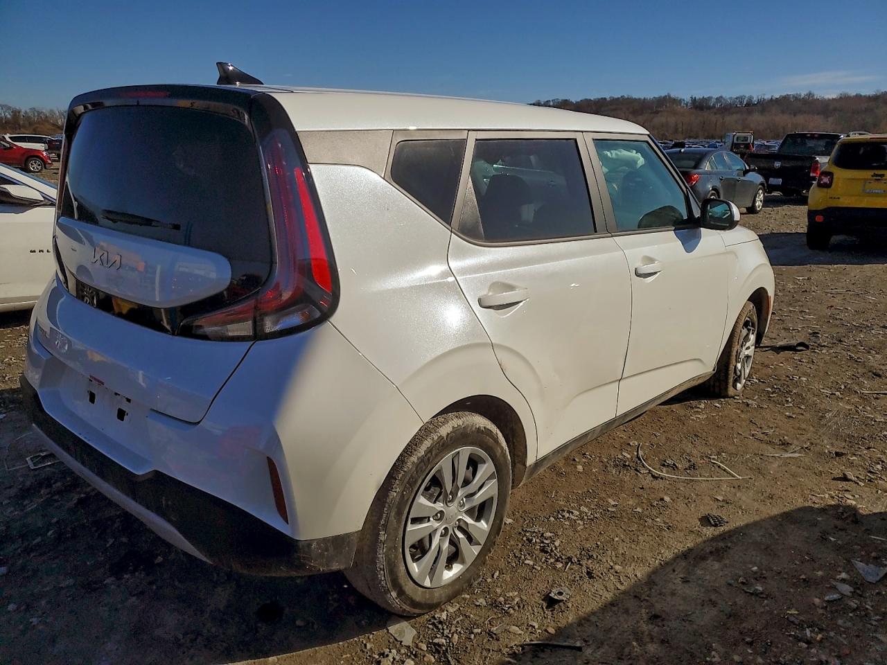 2025 KIA SOUL LX photo 7