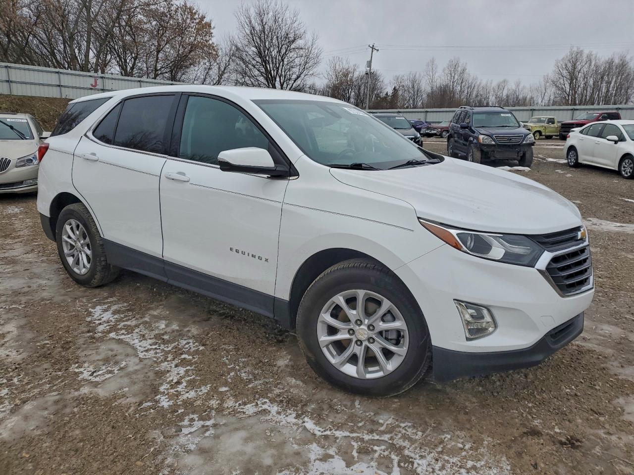 2019 CHEVROLET EQUINOX LT photo 4