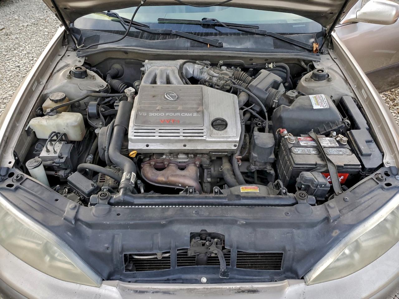 2000 LEXUS ES 300 photo 11