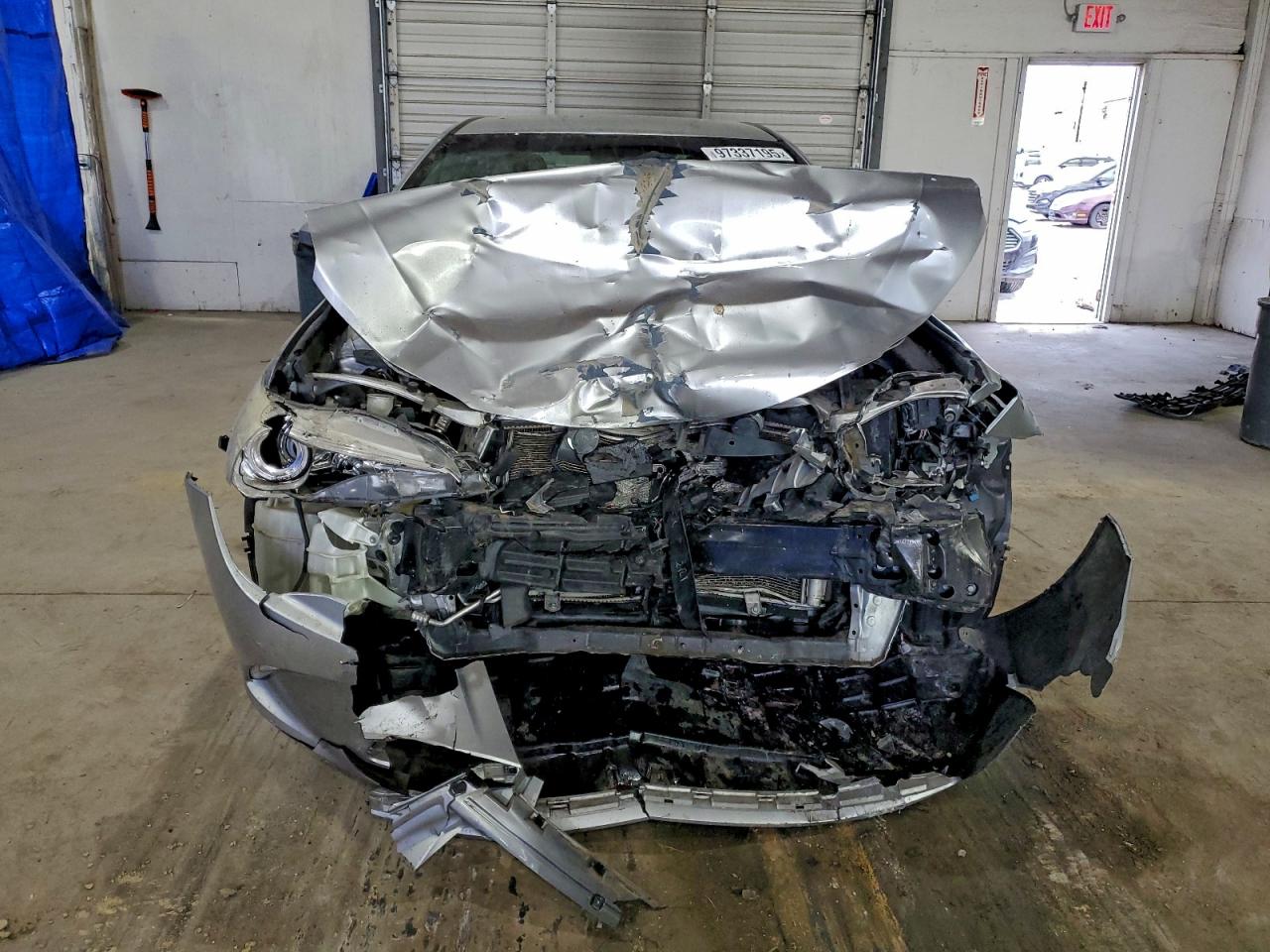 2017 TOYOTA CAMRY LE photo 13
