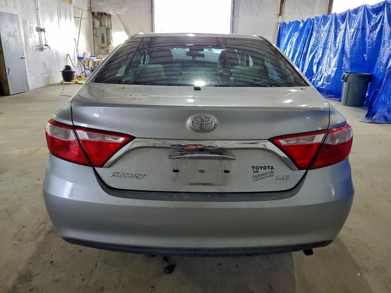 2017 TOYOTA CAMRY LE photo 16