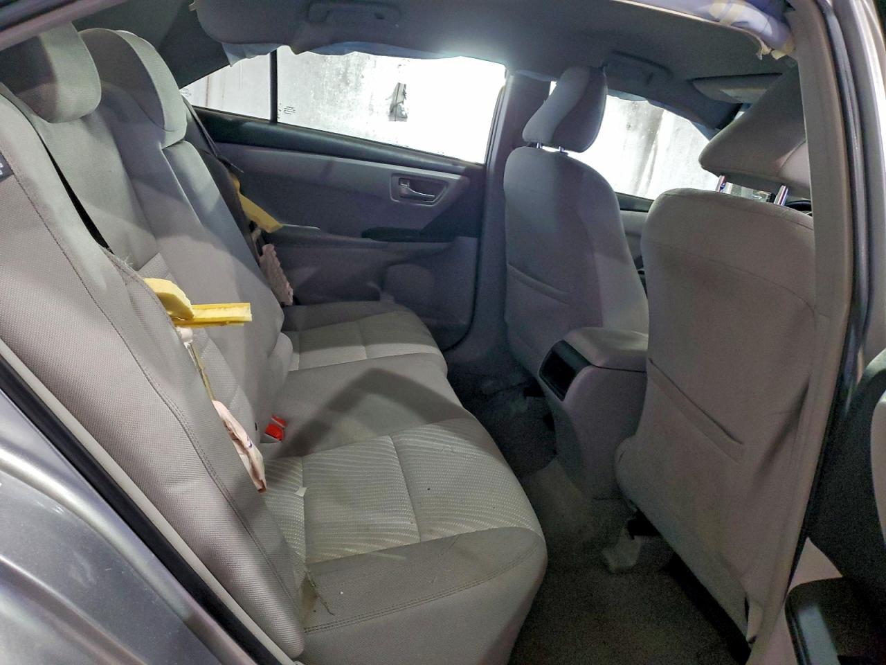 2017 TOYOTA CAMRY LE photo 28