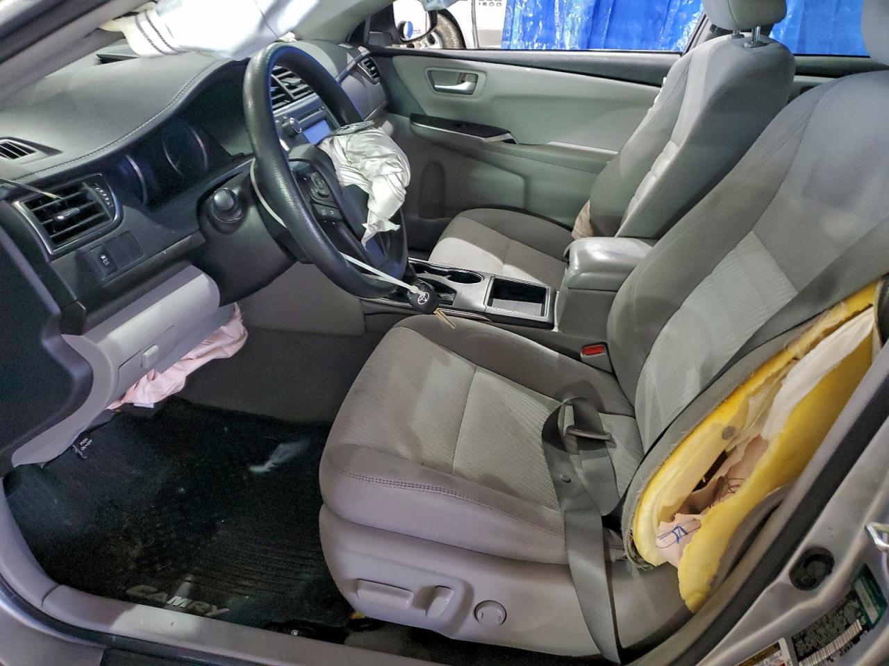 2017 TOYOTA CAMRY LE photo 19
